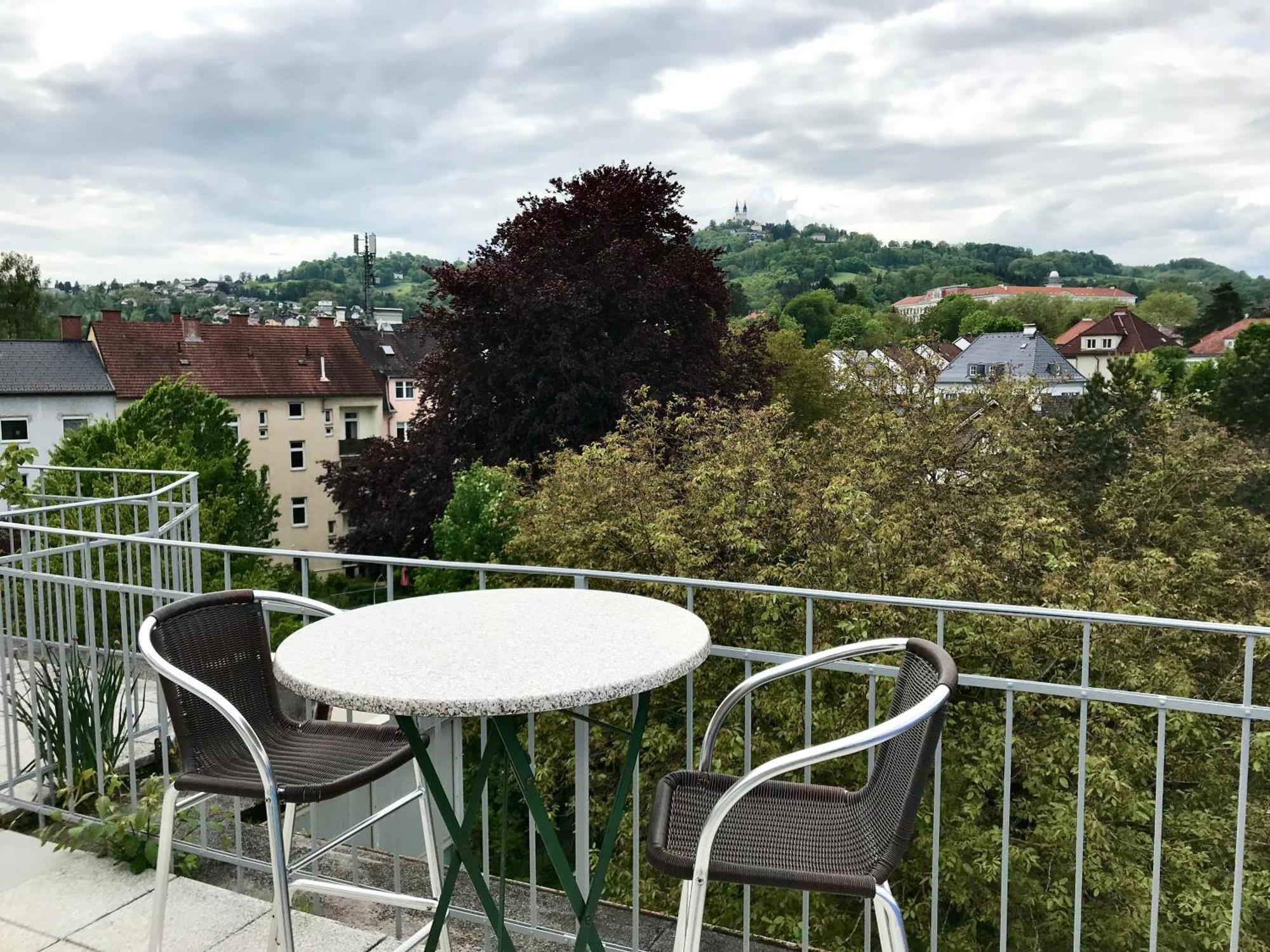Stadtoase Mit Traumhaftem Ausblick لينتز المظهر الخارجي الصورة